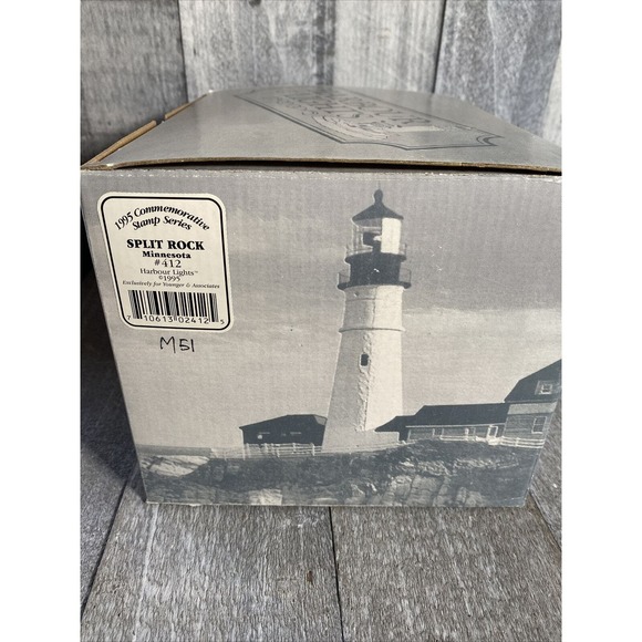 HARBOUR LIGHTS LIGHTHOUSE SPLIT ROCK, MINNESOTA--COMM. STAMP SERIES - Picture 8 of 8